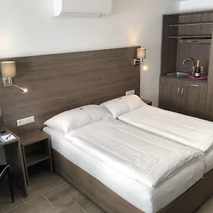 *** Hotel Koenig Austria