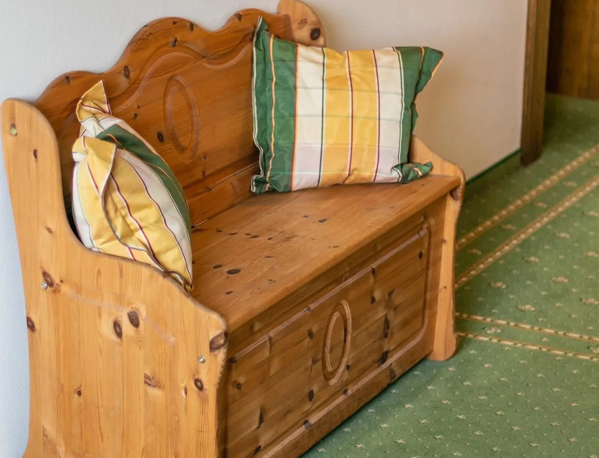 Pension Bergfried Groedig Bed & Breakfast